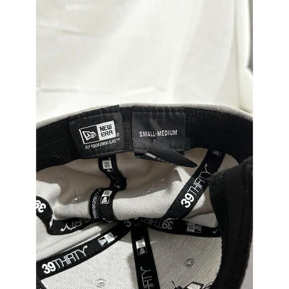 2015‎ Super Bowl XLIX Patriots Seahawks Hat Small/Medium New Era 39 Thirty NWT - Picture 3 of 3